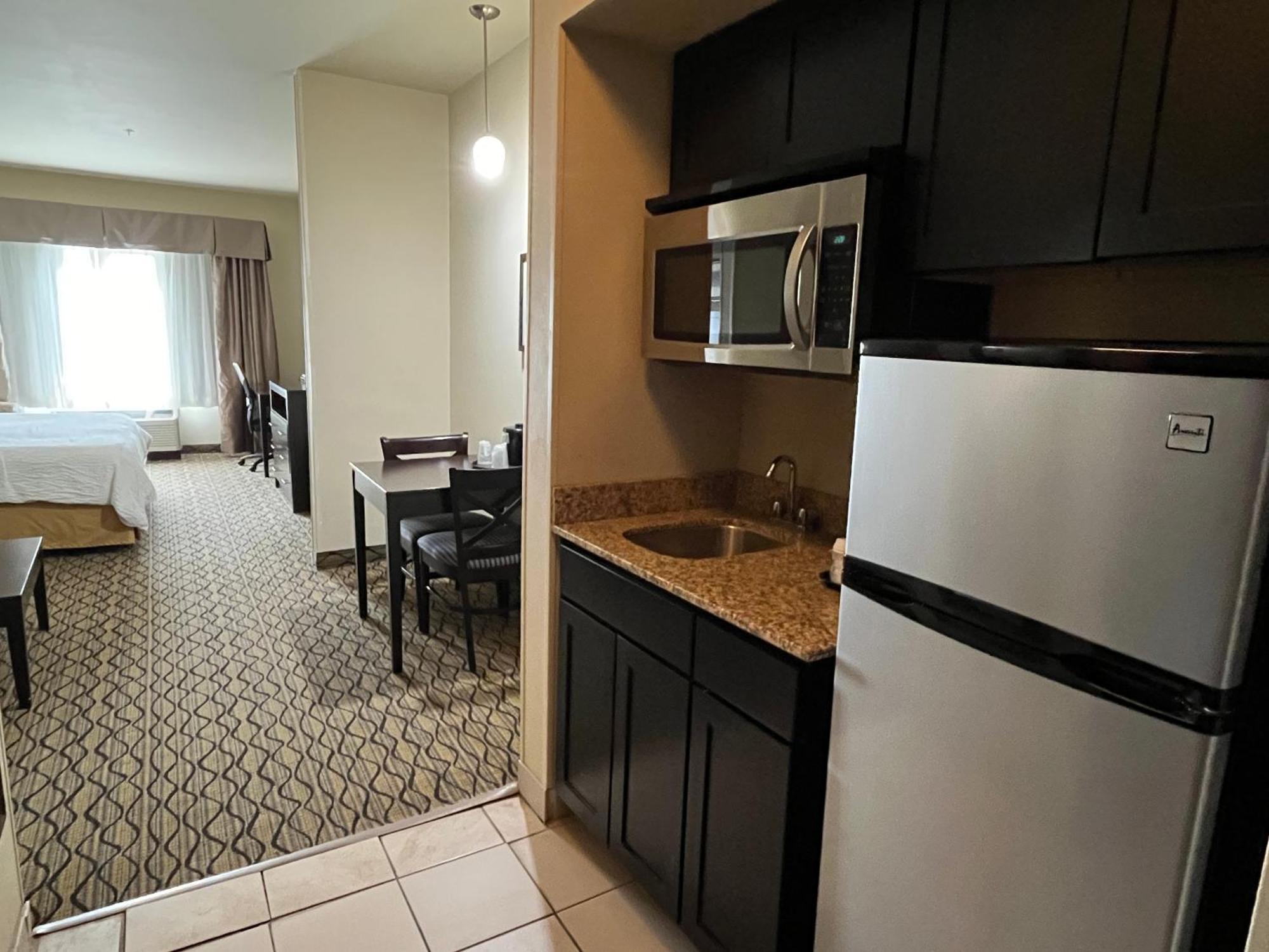Holiday Inn Express & Suites Deming Mimbres Valley By Ihg Exterior foto