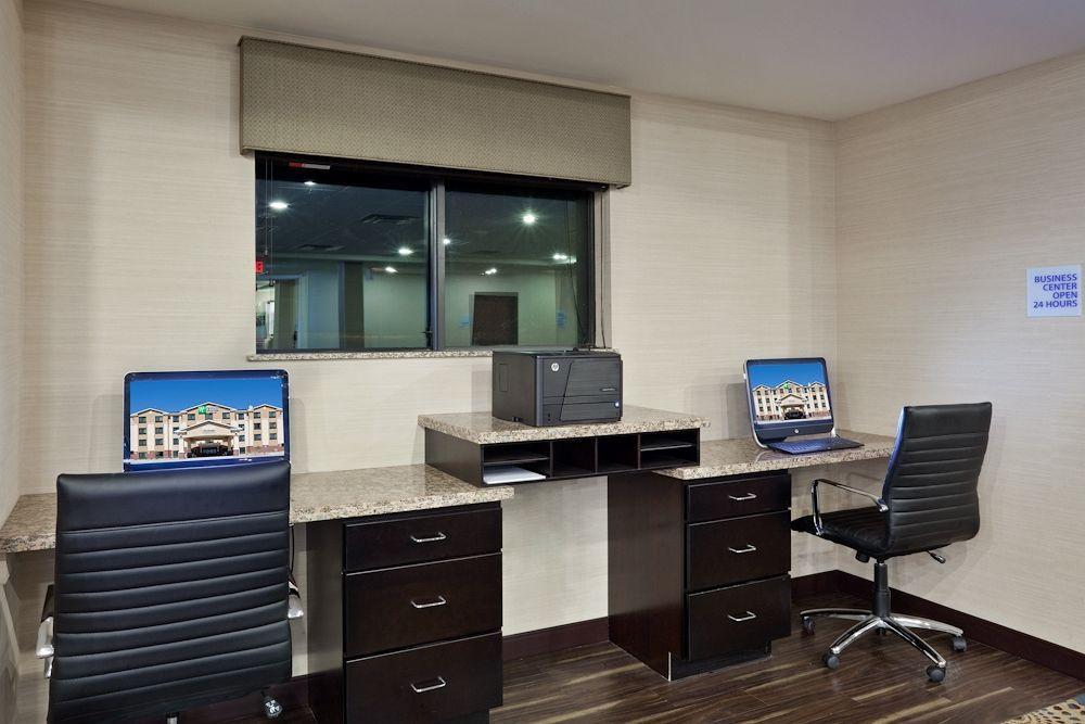 Holiday Inn Express & Suites Deming Mimbres Valley By Ihg Exterior foto