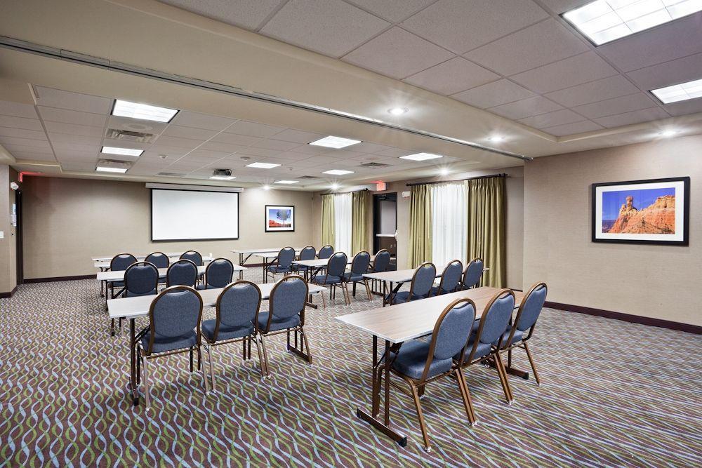 Holiday Inn Express & Suites Deming Mimbres Valley By Ihg Exterior foto